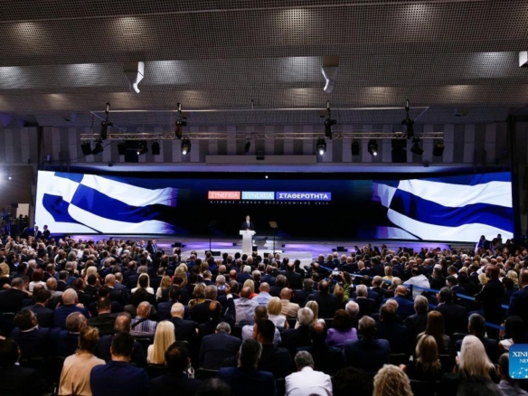 Yunanistan’da 3,5 Milyar Euroluk Ekonomi Paketi